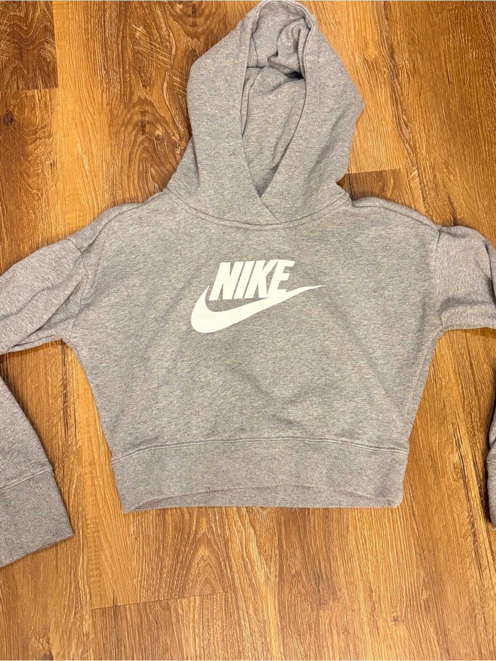 Nike Girls Gray Cropped Hoodie Size Medium (10-12) 🩶